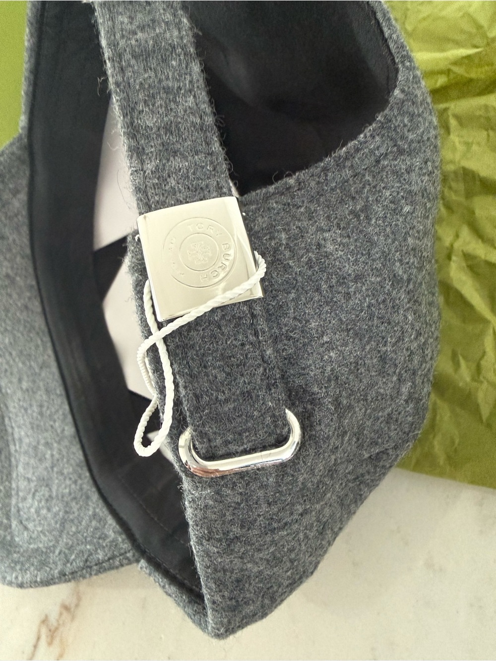 Tory Burch Wool Logo Cap 🧢 - Picture 7 of 9